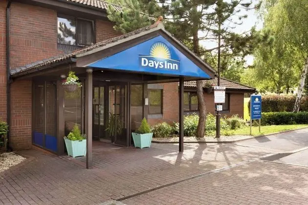 Days Inn by Wyndham Southampton Rownhams - Dış Mekan