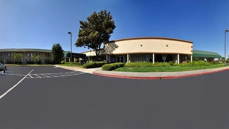 Days Inn by Wyndham Stockton
