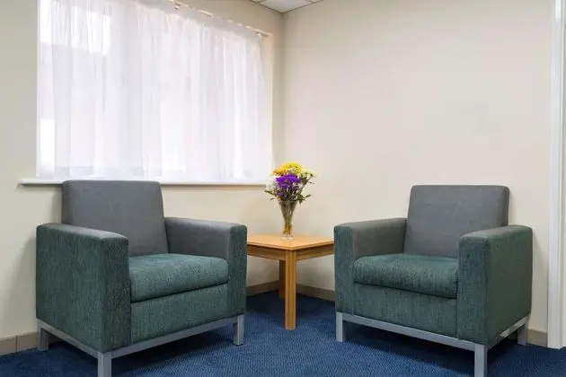 Days Inn by Wyndham Sutton Scotney South - Lobi