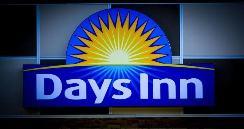 Days Inn by Wyndham Sylvan Lake