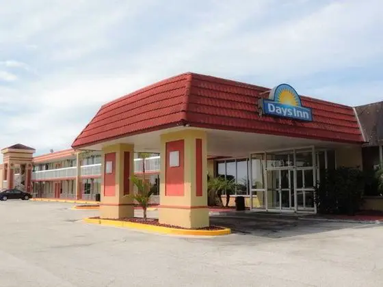 Days Inn by Wyndham Titusville Kennedy SpaceCenter
