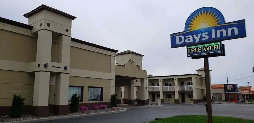 Days Inn by Wyndham Tonawanda/Buffalo - Dış Mekan