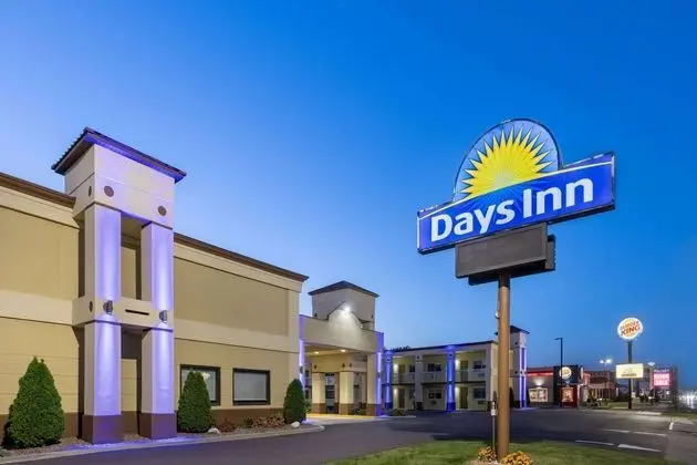 Days Inn by Wyndham Tonawanda/Buffalo - Dış Mekan