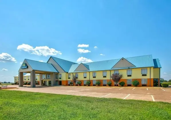 Days Inn by Wyndham Tunica Resorts - Dış Mekan