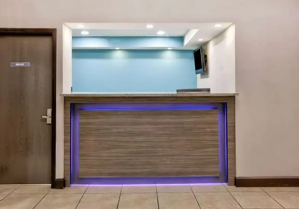 Days Inn by Wyndham Tunica Resorts - Lobi
