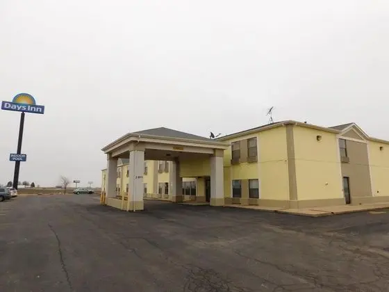 Days Inn by Wyndham Walcott Davenport