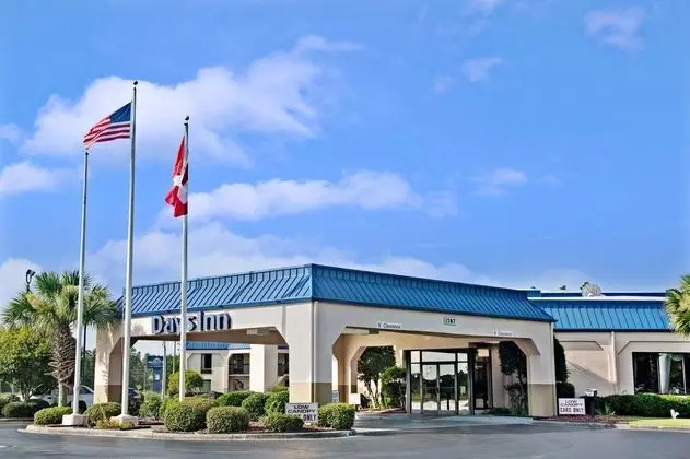 Days Inn by Wyndham Walterboro
