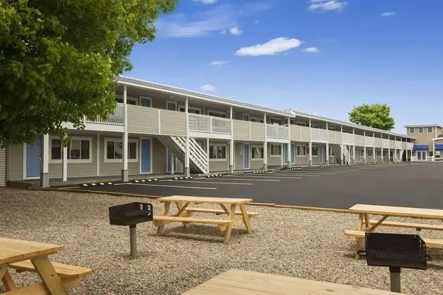 Days Inn by Wyndham WestYarmouth/Hyannis Cape Area