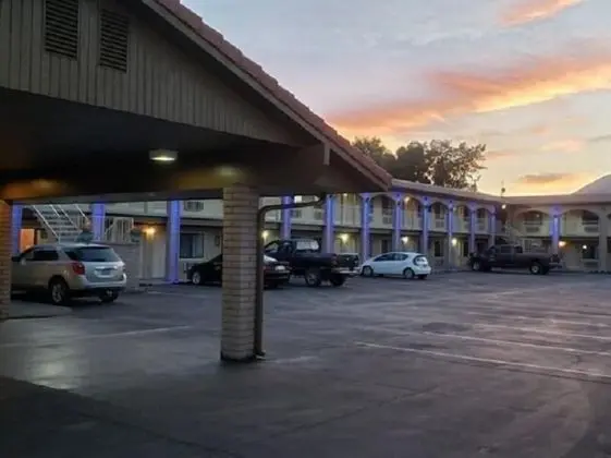 Days Inn by Wyndham Winnemucca - Dış Mekan