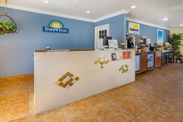 Days Inn by Wyndham Winnemucca - Lobi