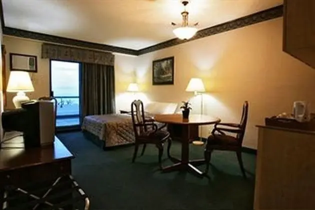 Days Hotel Tagaytay