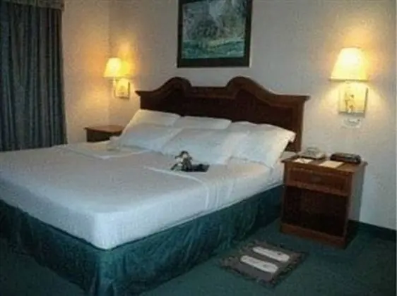 Days Hotel Tagaytay - Genel