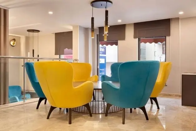 Days Hotel by Wyndham Ankara Cankaya - Lobi
