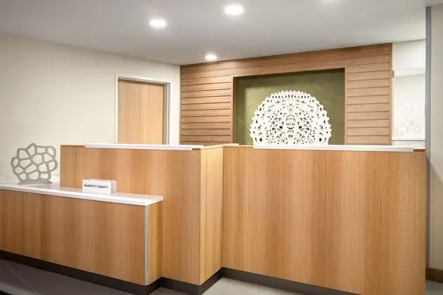 Days Hotel by Wyndham Boulder - Lobi
