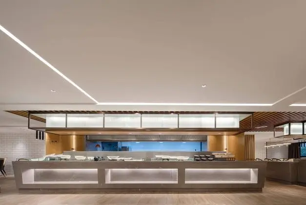 Days Hotel By Wyndham Chongqing Chenjiaping - Yerinde Yemek