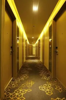 Days Hotel by Wyndham Jaipur Tonk Road - İç Mekan