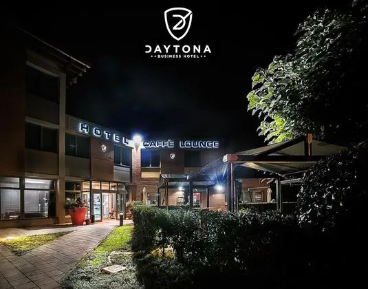 Daytona - 1