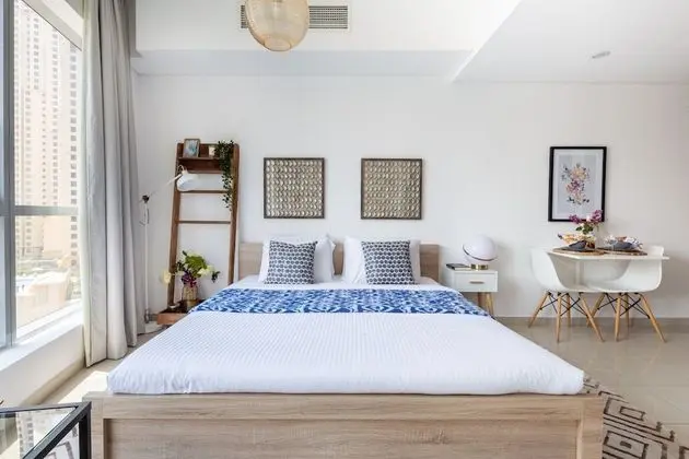 Dazzling & Artistic Studio Apartment In Dubai Marina - İç Mekan