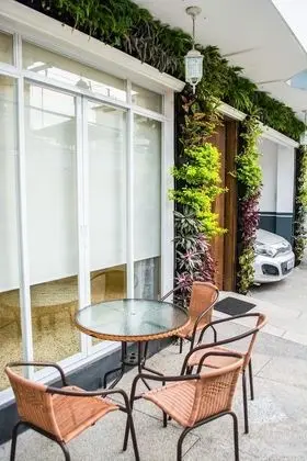 DC Suites Aeropuerto - Dış Mekan
