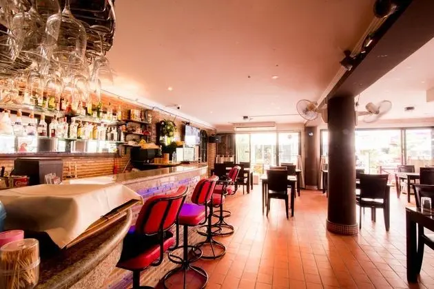 DE Apartment - Lobi