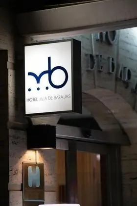 Hotel Villa de Barajas - Dış Mekan