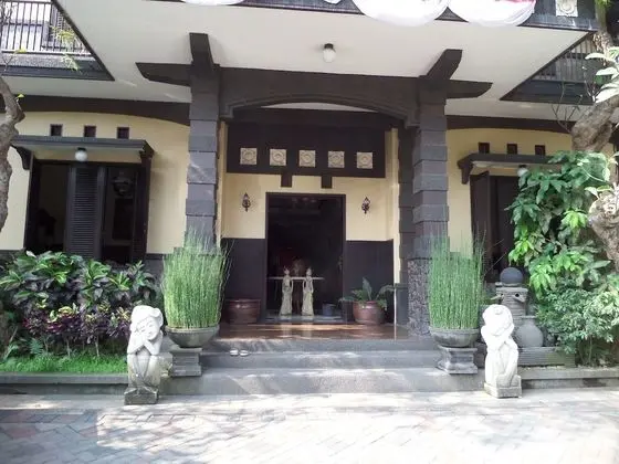 De Clove Guest House