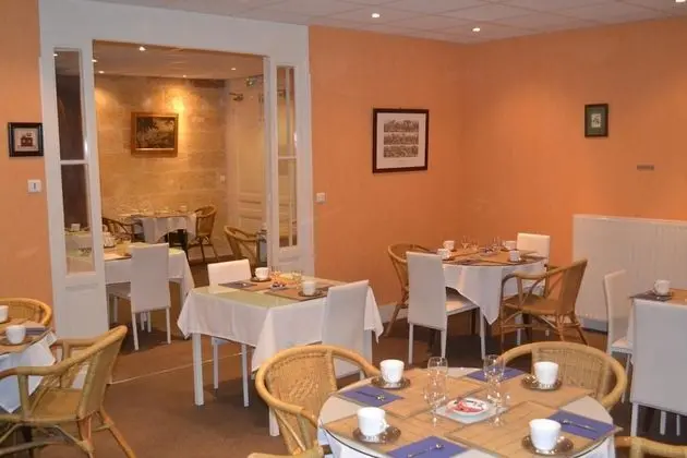 Hotel De France - Yerinde Yemek