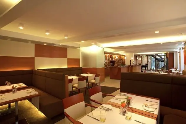 Hotel de France - Yerinde Yemek