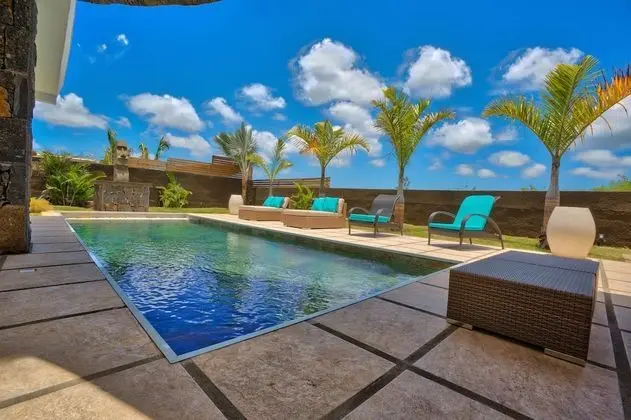 Villa de Haut Standing Diroma - Havuz
