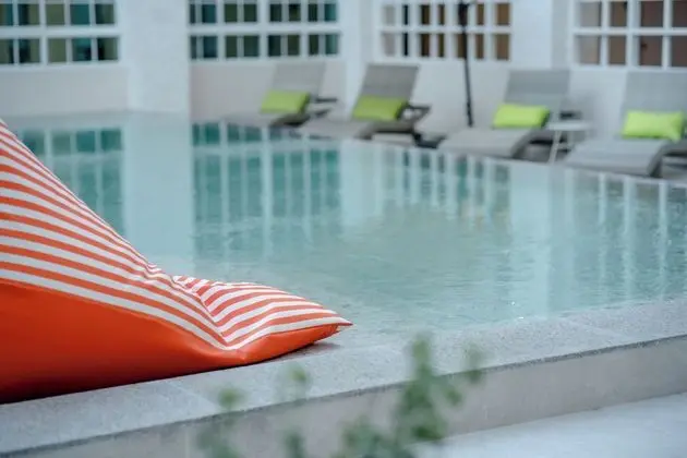 De Hug Hotel & Residence - Havuz