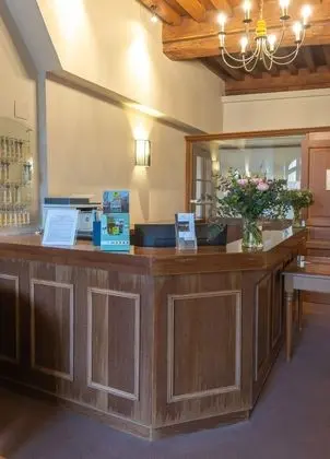 Hotel de La Cloche - Lobi
