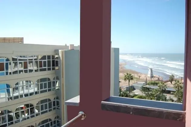 Hotel De La Corniche