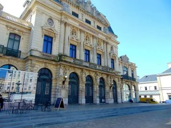 Hotel de La Croix de Malte - Dış Mekan