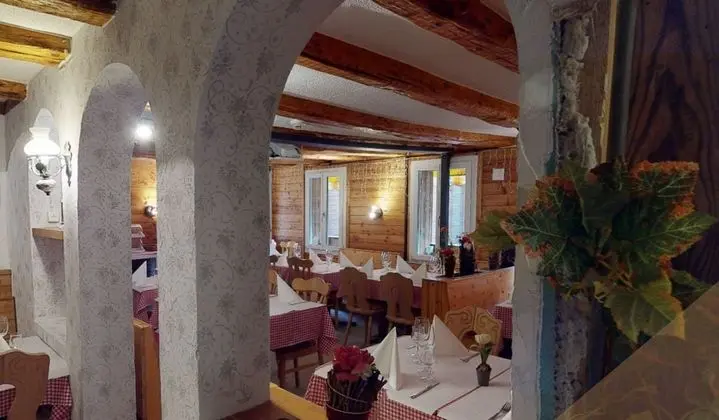 Hotel de la Croix Fédérale - Yerinde Yemek