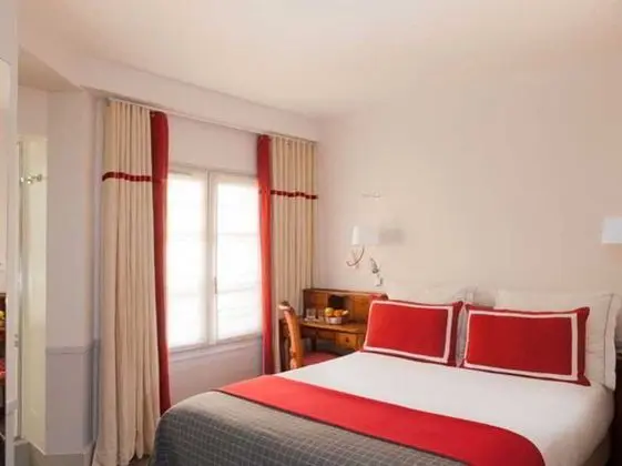 Hotel De La Place Du Louvre