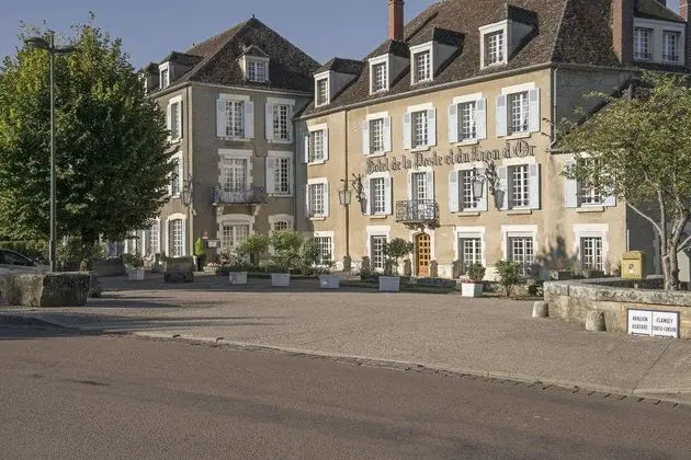De La Poste & Du Lion D'or
