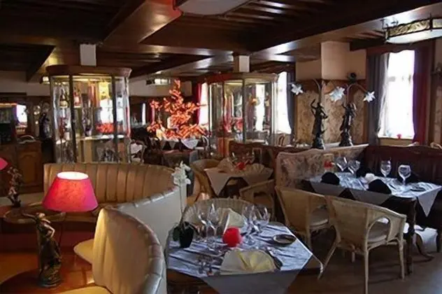 Hotel De La Poste - Yerinde Yemek