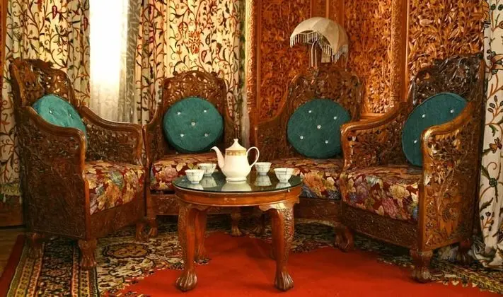 De-Laila Houseboats - Yerinde Yemek