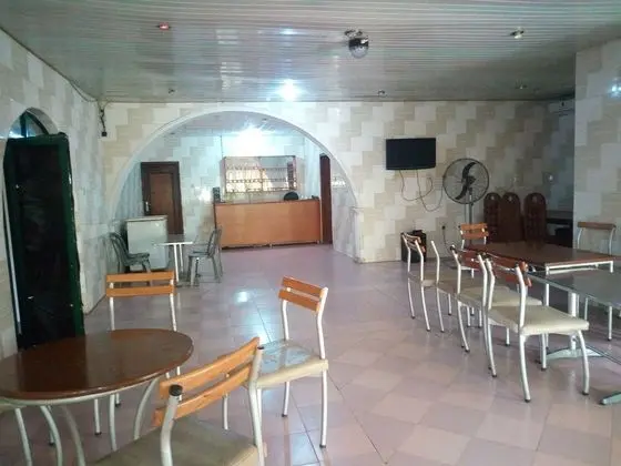 De Lawrence Court and Suites Abeokuta - Yerinde Yemek