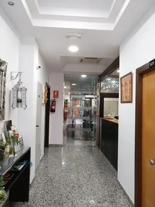 Hotel de los Faroles - Lobi