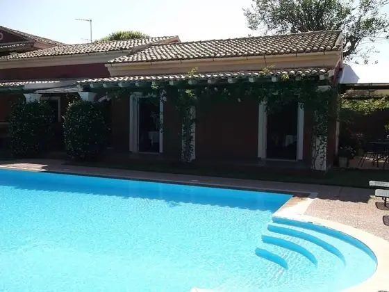 Villa de Loulia Hotel - Havuz