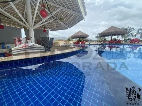 Resort de Luxo em Caldas Novas - Havuz