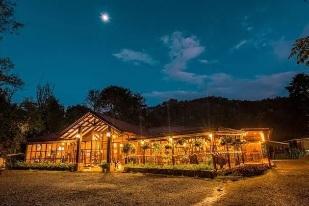 Hotel de Montaña Suria