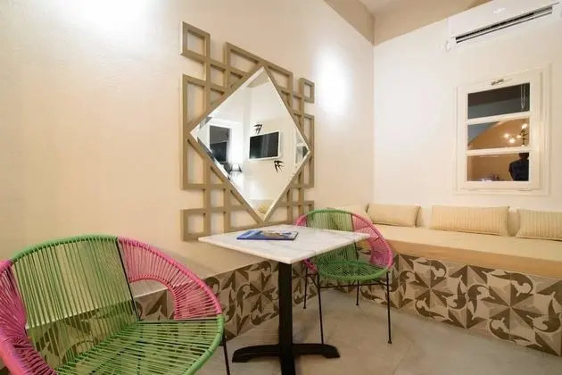 De_naxia Suites - Lobi