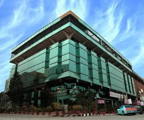 Hotel de Papae Intl - Dış Mekan