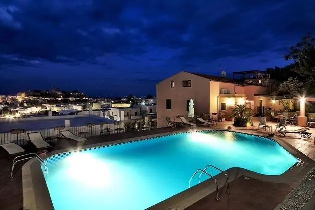 Hotel Villa De Pasquale
