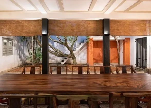 De Saram House by Geoffrey Bawa - Yerinde Yemek