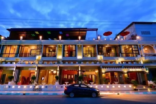 DE SEA ALMOND HOTEL - Dış Mekan