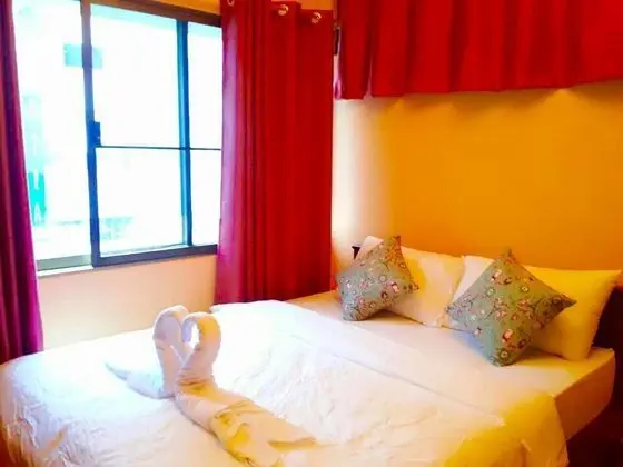 DE SKY SUKHUMVIT EKKAMAI