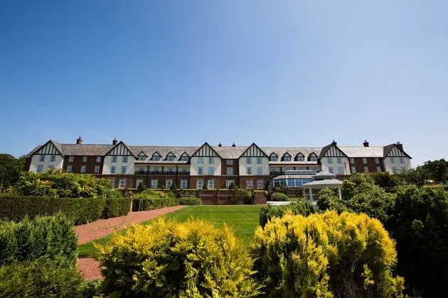De Vere Hotel Carden Park Golf Resort Spa - Dış Mekan